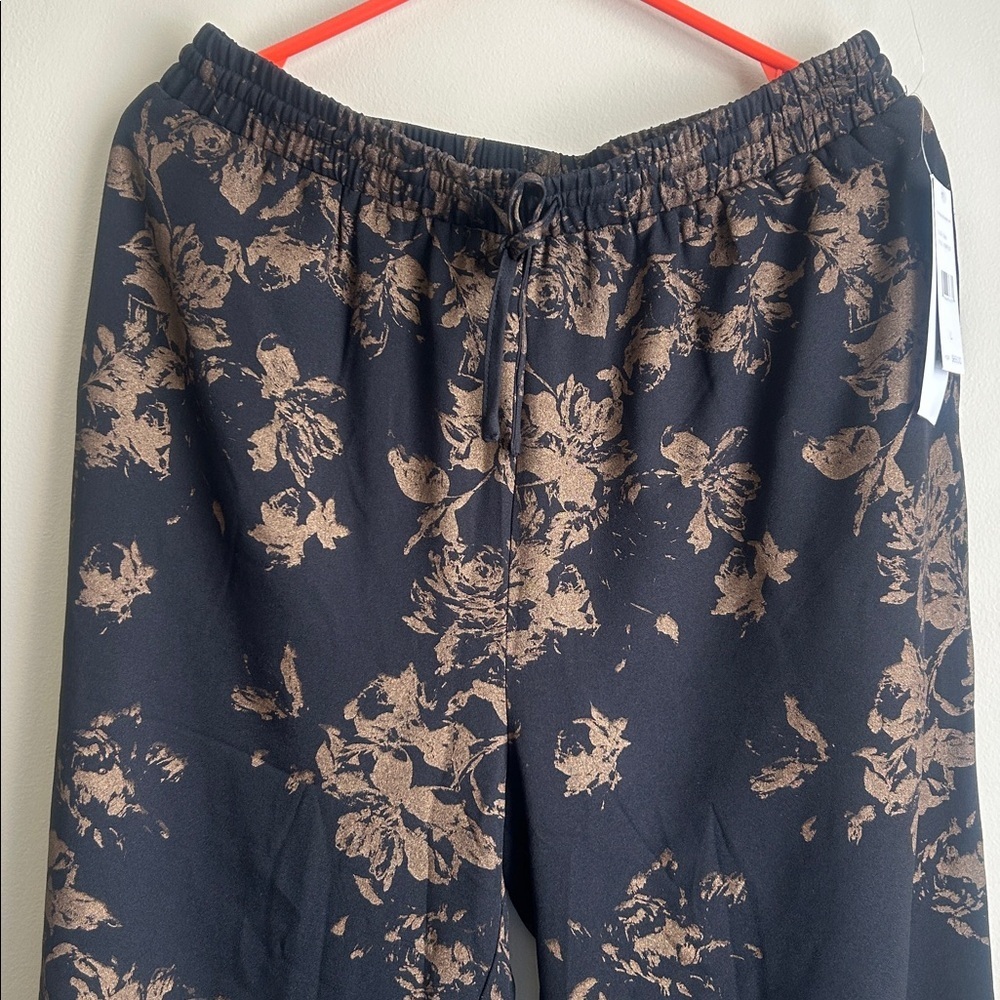 Rafaella black and gold print "the wide" polyester/elastane pants size large - Picture 2 of 6